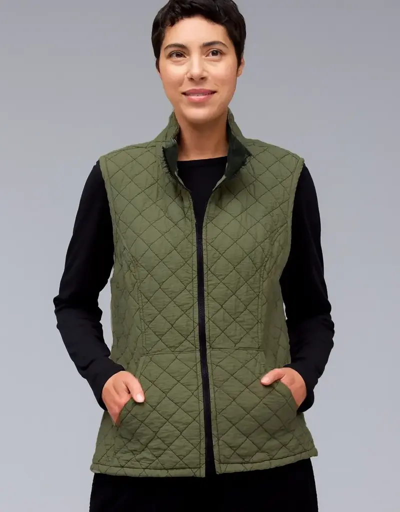 Cut Loose Zip Front Quilted Vest