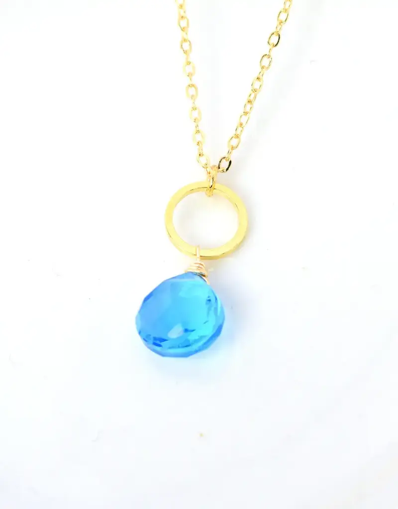Edgy Petal Smoky Quartz Flat Nugget Gold Plated Small Circle Necklace