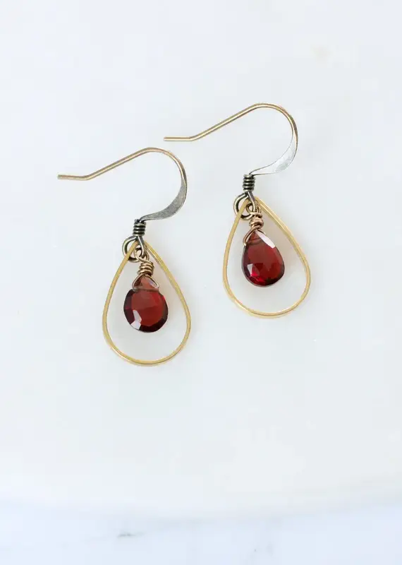 Edgy Petal Dainty Teardrop Earrings