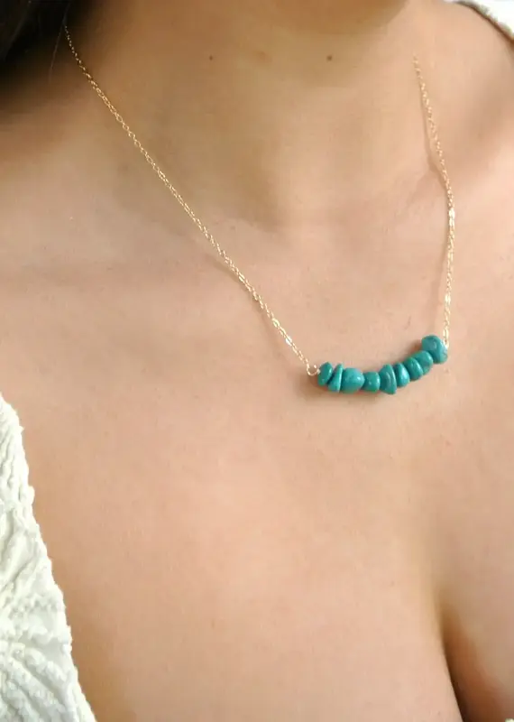 Edgy Petal Pebble Beaded Arc Necklace