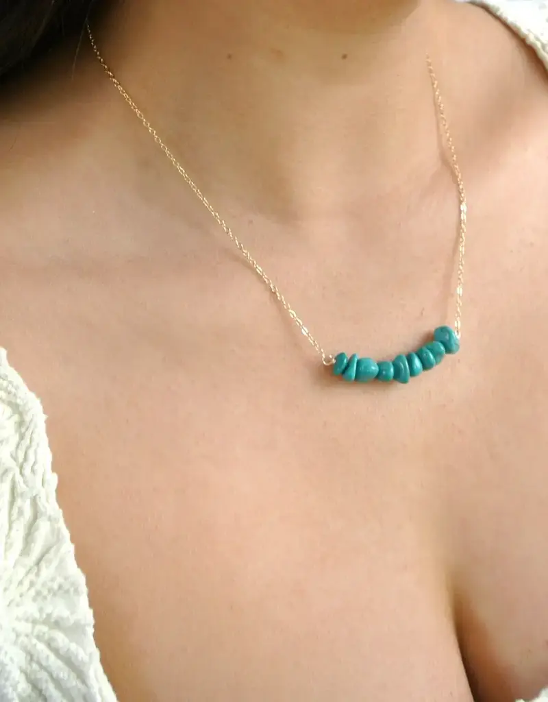 Edgy Petal Pebble Beaded Arc Necklace