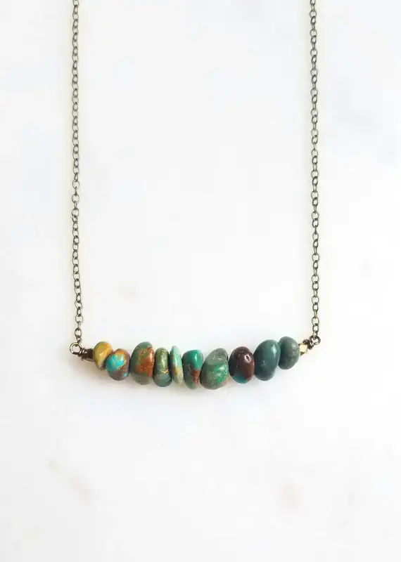 Edgy Petal Turquoise Bar Necklace