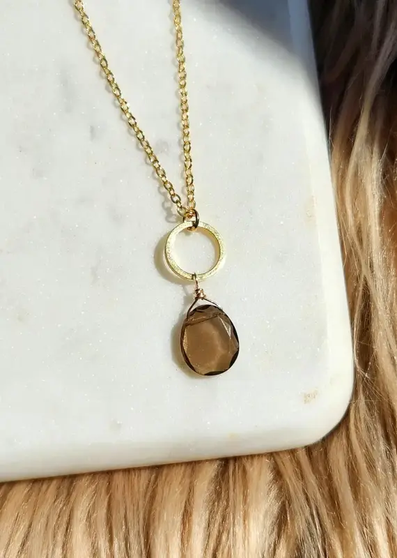 Edgy Petal Smoky Quartz Flat Nugget Gold Plated Small Circle Necklace