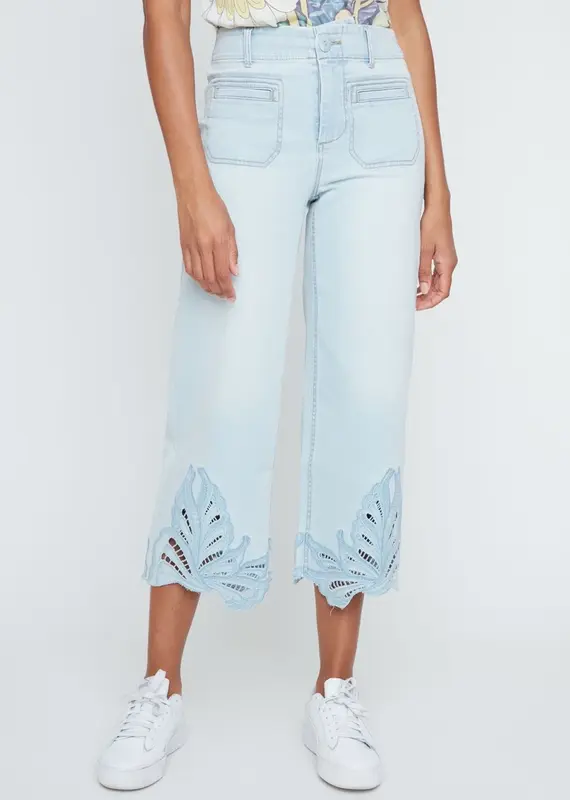 Renuar Detail Hem Bleached Wash Crop Jeans
