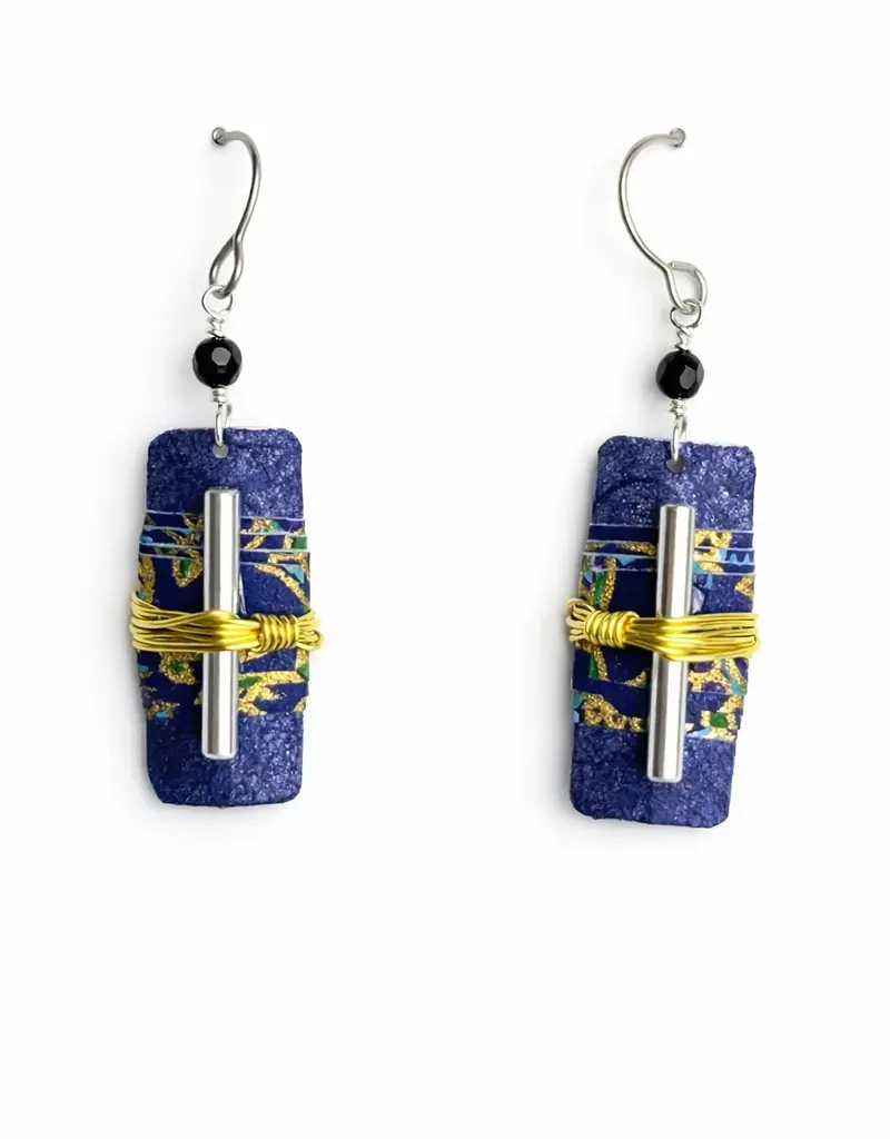 Wide Mouth Frog Wire Wrap With Bar Earrings