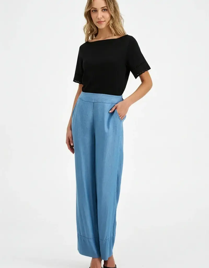 M Made In Italy Detail Hem Short Sleeve Top