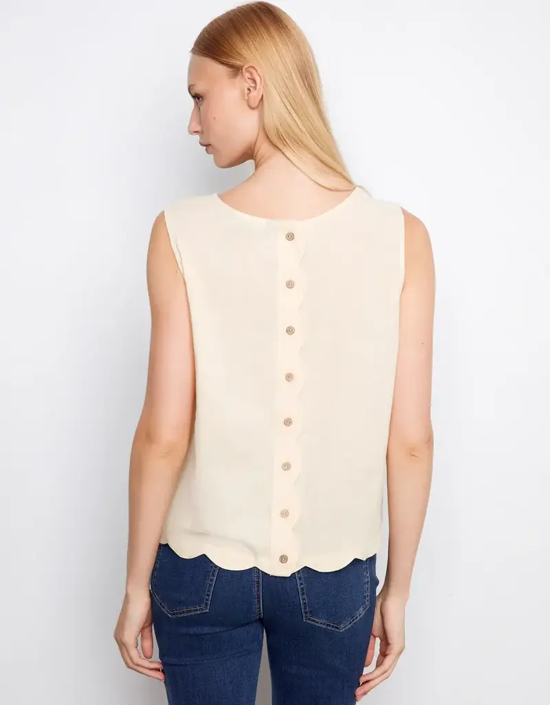 Charlie B Linen Blend Sleeveless Scalloped Top