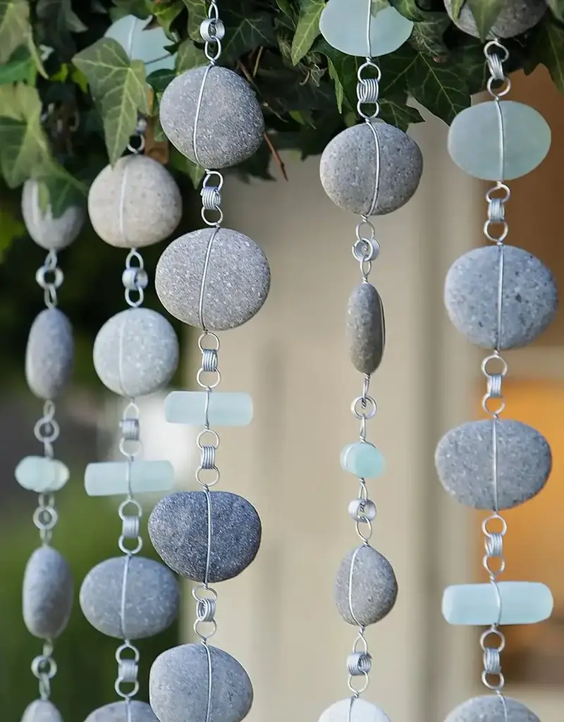 Garden Age Supply Raindrop Garland