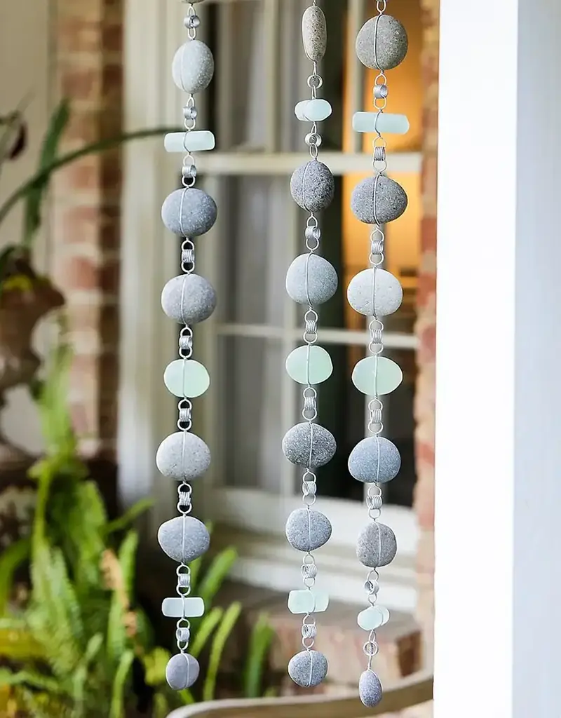 Garden Age Supply Raindrop Garland