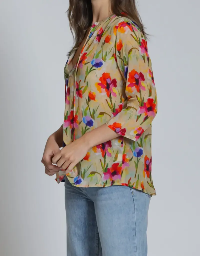 APNY 3/4 Sleeve V-Neck Tassel Top