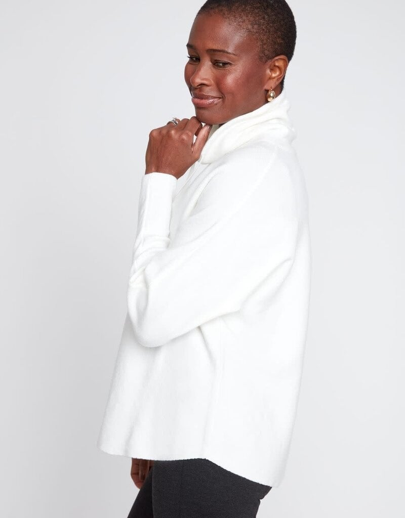 Renuar Knitted Comfy Yarn Sweater