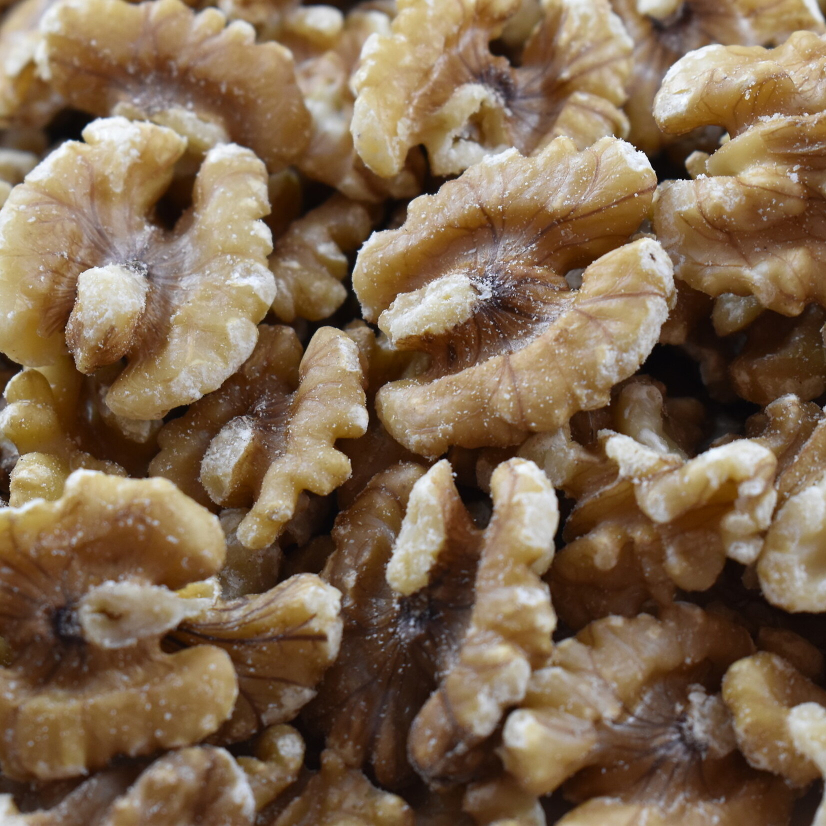 Walnut Pieces, Halves