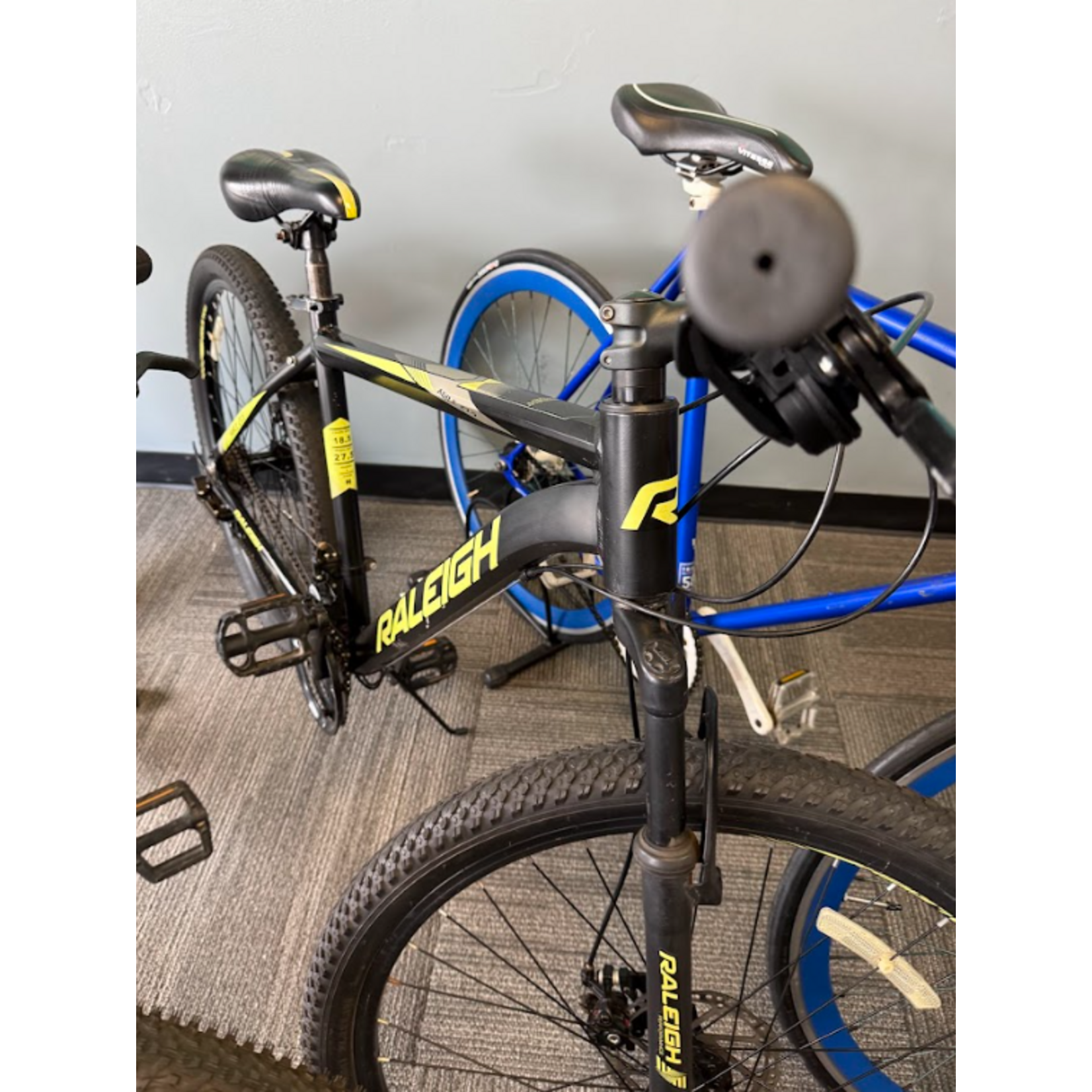 Raleigh CPO - Raleigh Agile 27.5 - LG - 45 Day Warranty