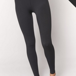 Spiritual Gangster love sculpt legging