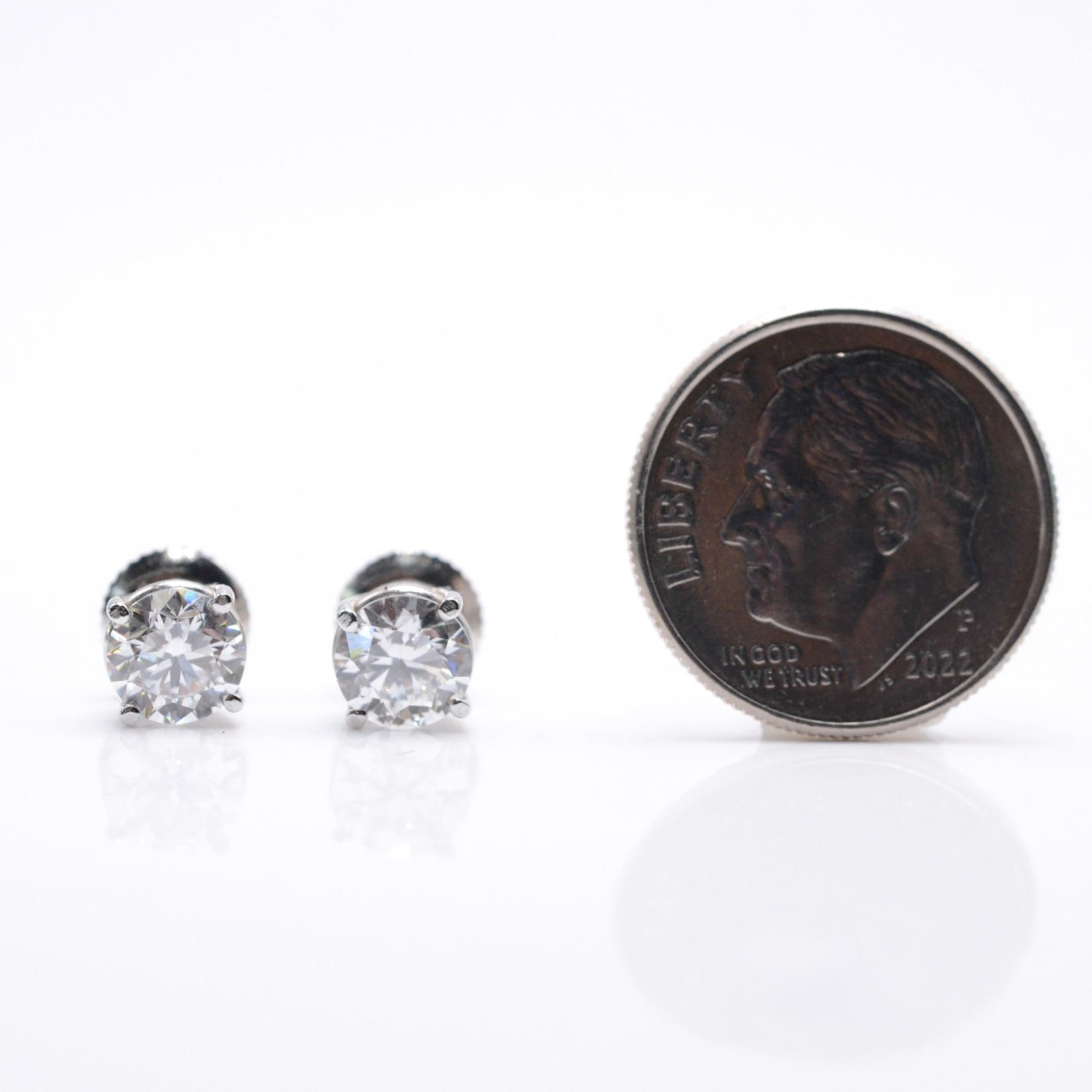 1.71cttw. G VS2 Lab-Created Diamond Studs 14kwg