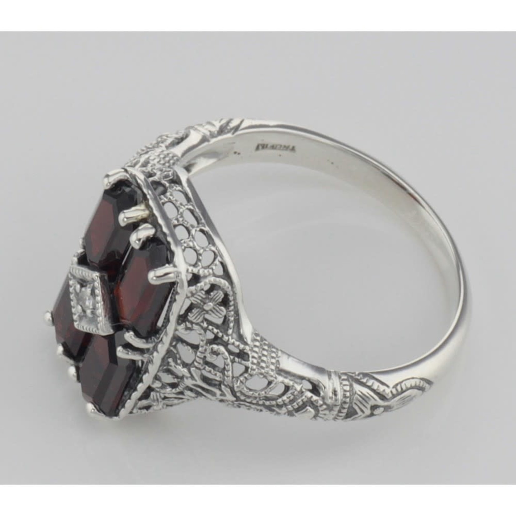 Trufili Art Deco 2 Carat Garnet Ring