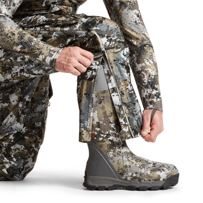 Sitka Incinerator AeroLite Bib