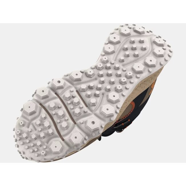 UA Charged Maven Trek