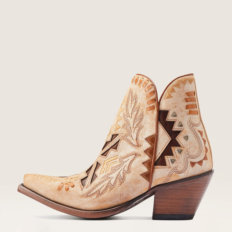 Ariat Women's Apparel & Footwear