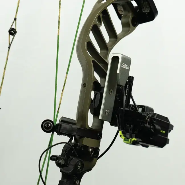 Latitude Outdoors Fixed Bow Hanger