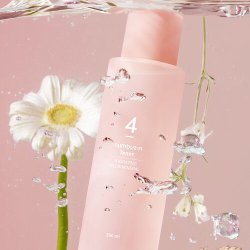 numbuz:n No.04 Hydrating Glow Mineral Toner 200mL numbuz:n No.04 Hydrating Glow Mineral Toner 200mL