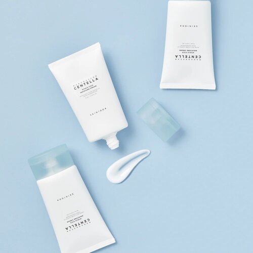 SKIN1004 Madagascar Centella Hyalu-Cica Moisture Cream 75mL SKIN1004 Madagascar Centella Hyalu-Cica Moisture Cream 75mL