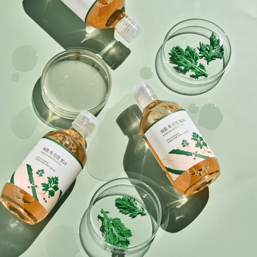 Round Lab Mugwort Calming Toner 300mL Round Lab Mugwort Calming Toner 300mL