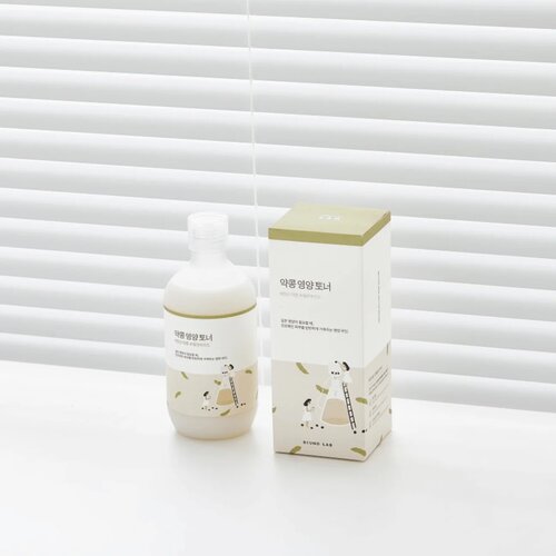 Round Lab Soybean Nourishing Toner 300mL Round Lab Soybean Nourishing Toner 300mL