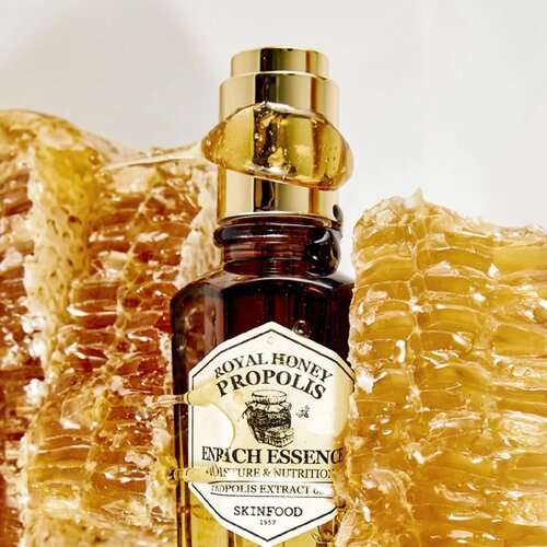 SKINFOOD Royal Honey Propolis Enrich Essence 50mL SKINFOOD Royal Honey Propolis Enrich Essence 50mL