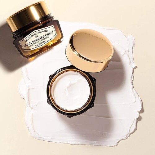 SKINFOOD Royal Honey Propolis Enrich Barrier Cream 63mL SKINFOOD Royal Honey Propolis Enrich Barrier Cream 63mL