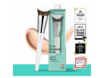 FILLIMILLI V Cut Foundation Brush 822