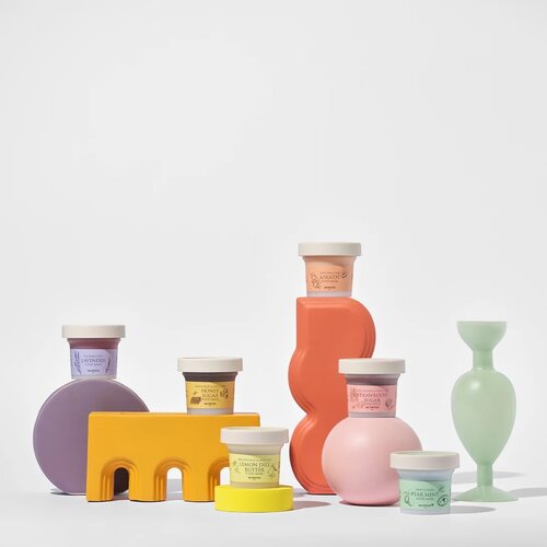 SKINFOOD Strawberry Sugar Food Mask 120g SKINFOOD Strawberry Sugar Food Mask 120g