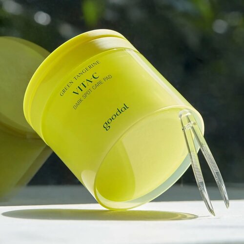 GOODAL Green Tangerine Vita C Toner Pad 70p GOODAL Green Tangerine Vita C Toner Pad 70p