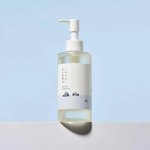 Round Lab 1025 Dokdo Cleansing Oil 200mL Round Lab 1025 Dokdo Cleansing Oil 200mL