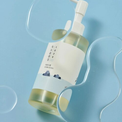 Round Lab 1025 Dokdo Cleansing Oil 200mL Round Lab 1025 Dokdo Cleansing Oil 200mL