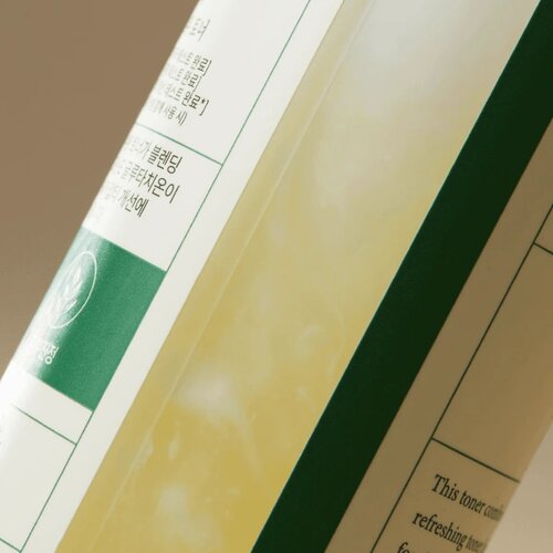 AXIS-Y Dark Spot Correcting Glow Toner 125mL AXIS-Y Dark Spot Correcting Glow Toner 125mL