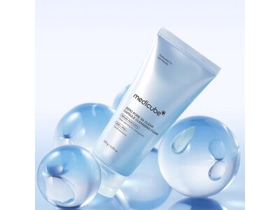MEDICUBE Zero Pore Clearing Capsule Cleansing Foam 120g