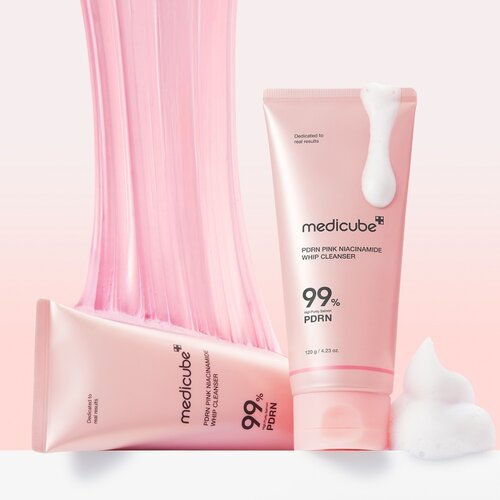 MEDICUBE PDRN Pink Niacinamide Whip Cleanser 120g