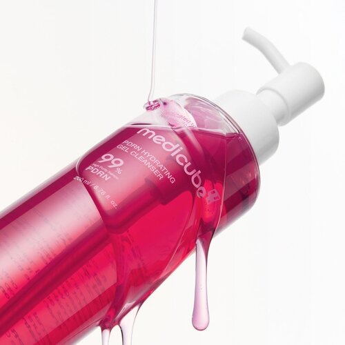 MEDICUBE PDRN Hydrating Gel Cleanser 200mL MEDICUBE PDRN Hydrating Gel Cleanser 200mL