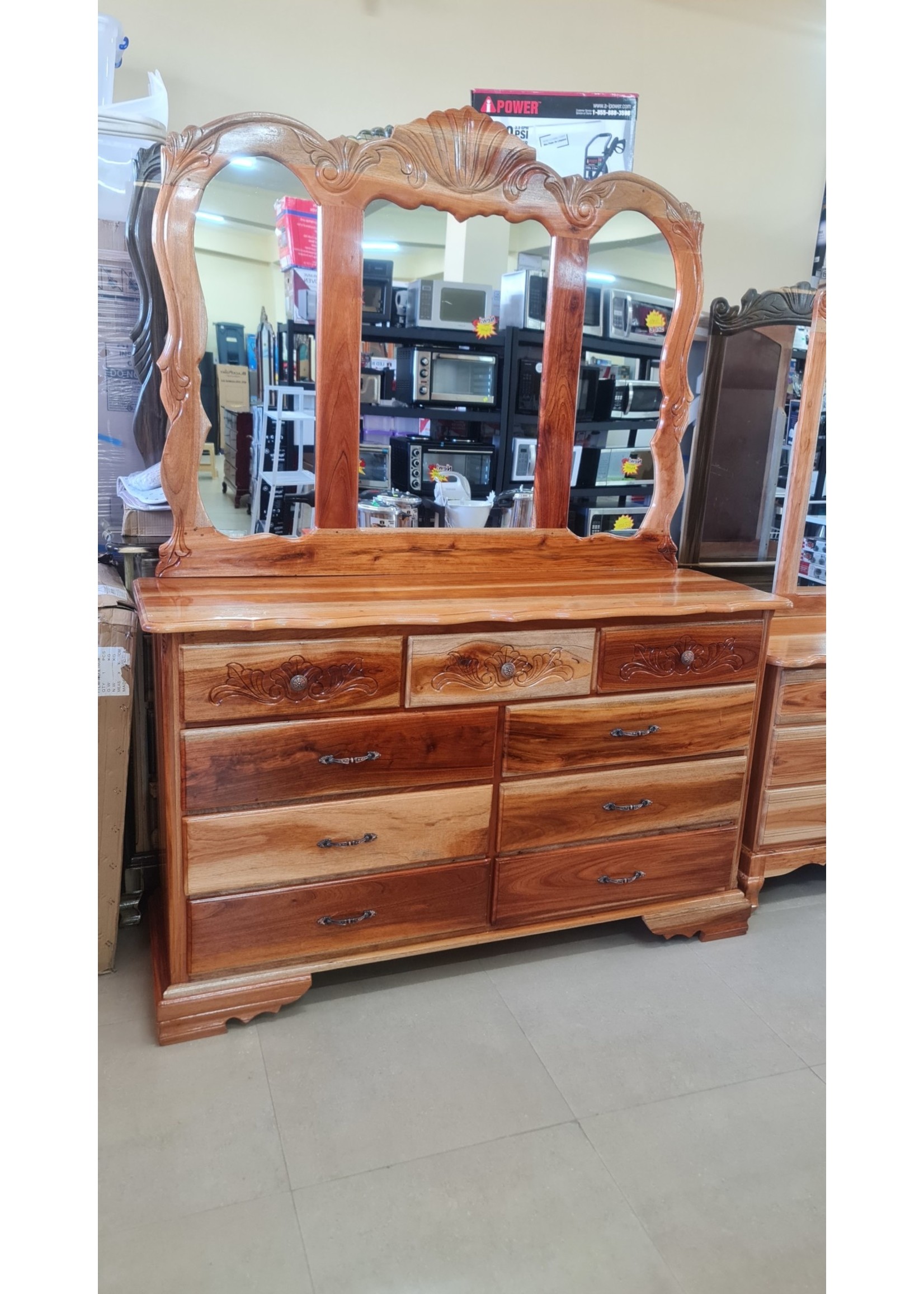 9 DRAW DRESSER  TRIPPLE MIRROR (CEDAR) LUX