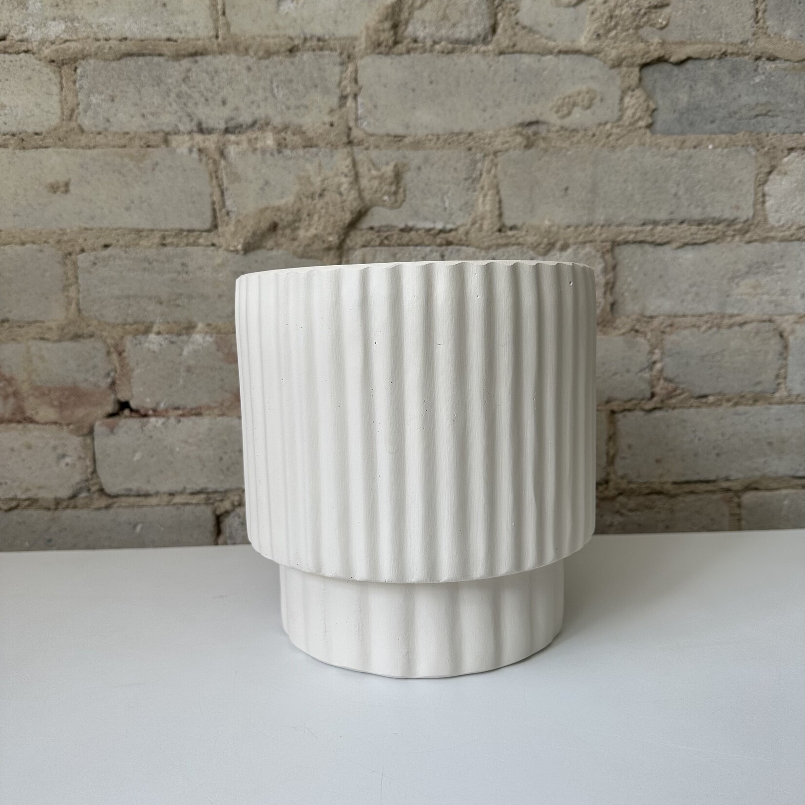 Common House Studio Ridged pot (Cream fits 6")