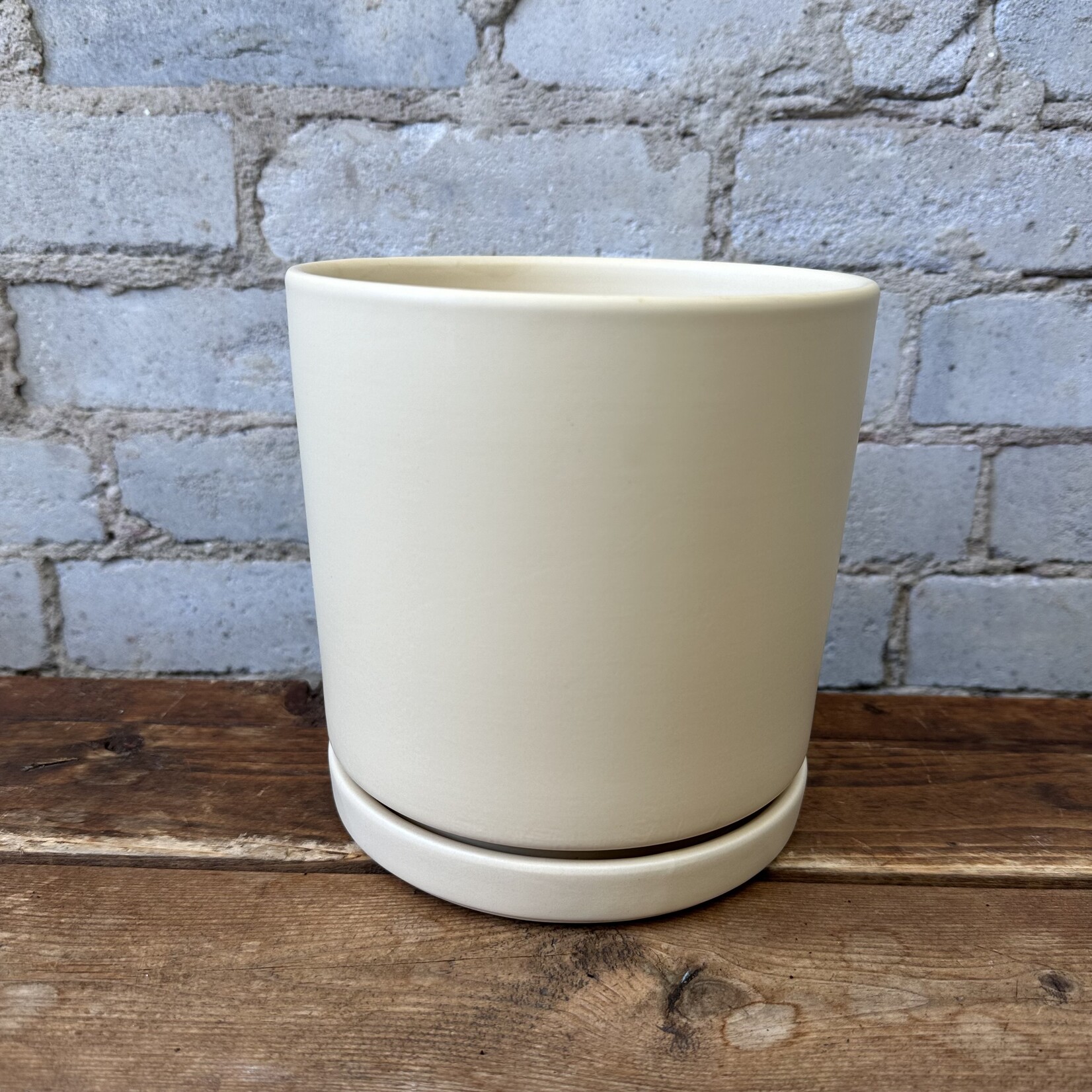 Momma Pots - Almond 6.5"
