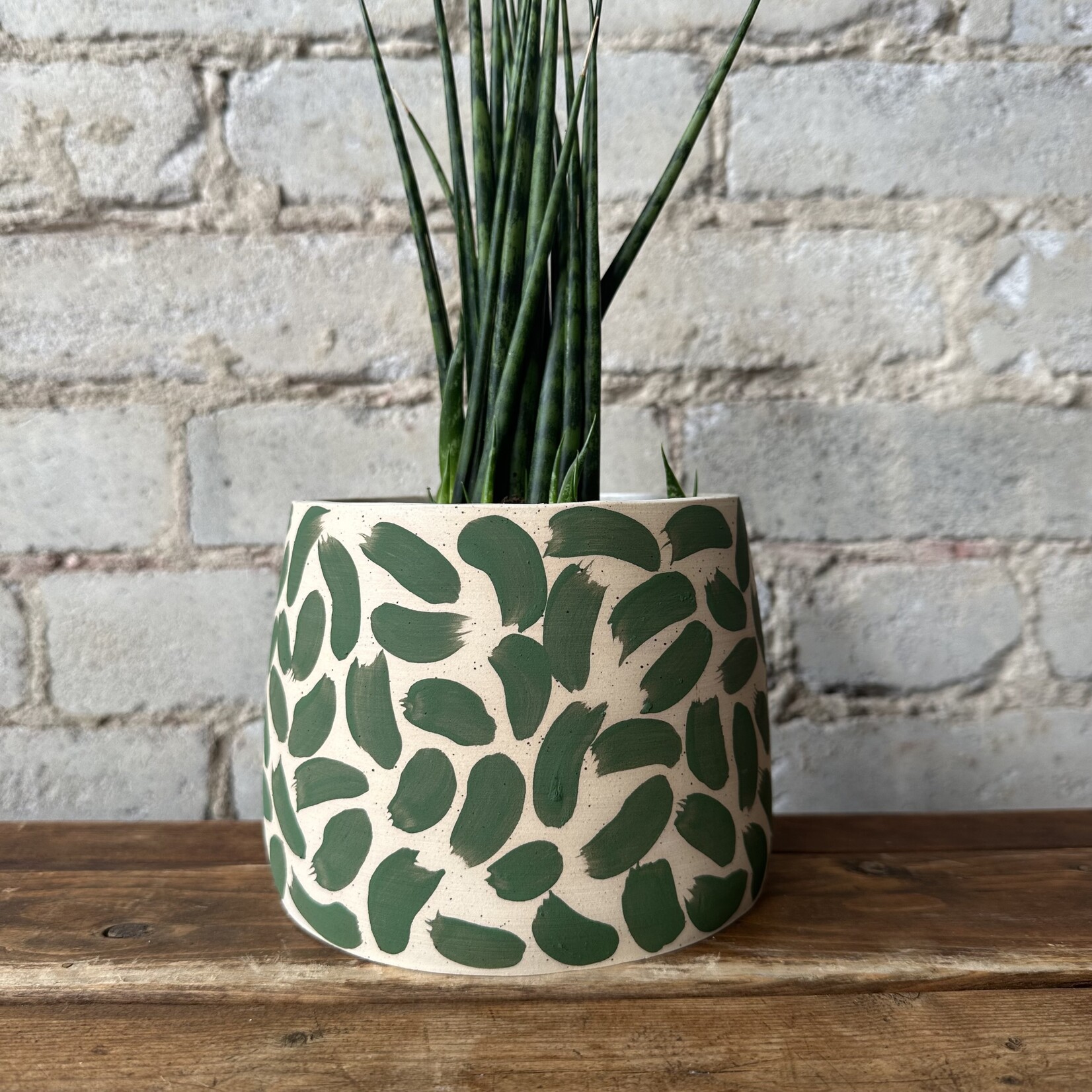 Vicky Makes Ceramics Green Brushstroke 5"