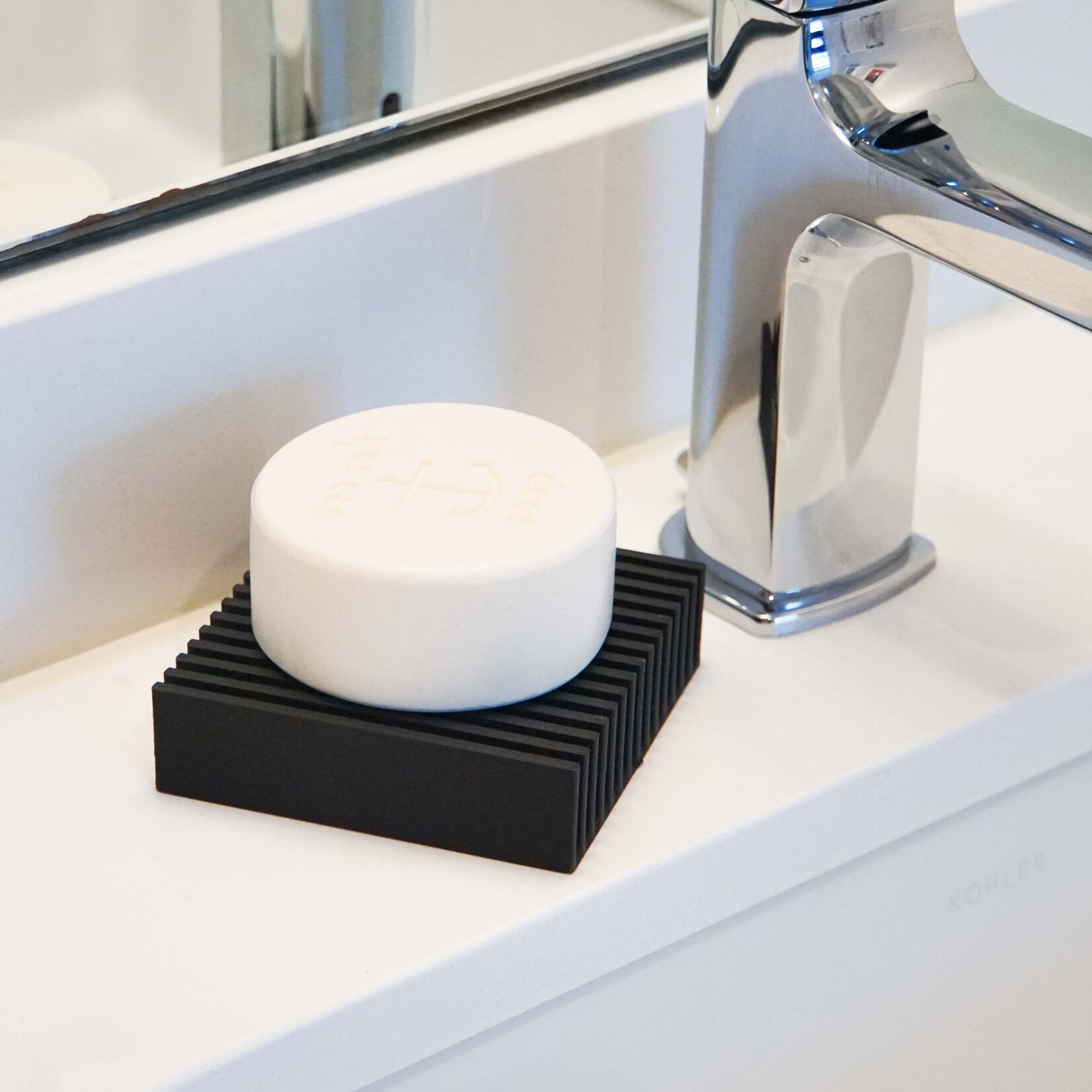 Conifer 3D Douglas Soap Tray (Black)