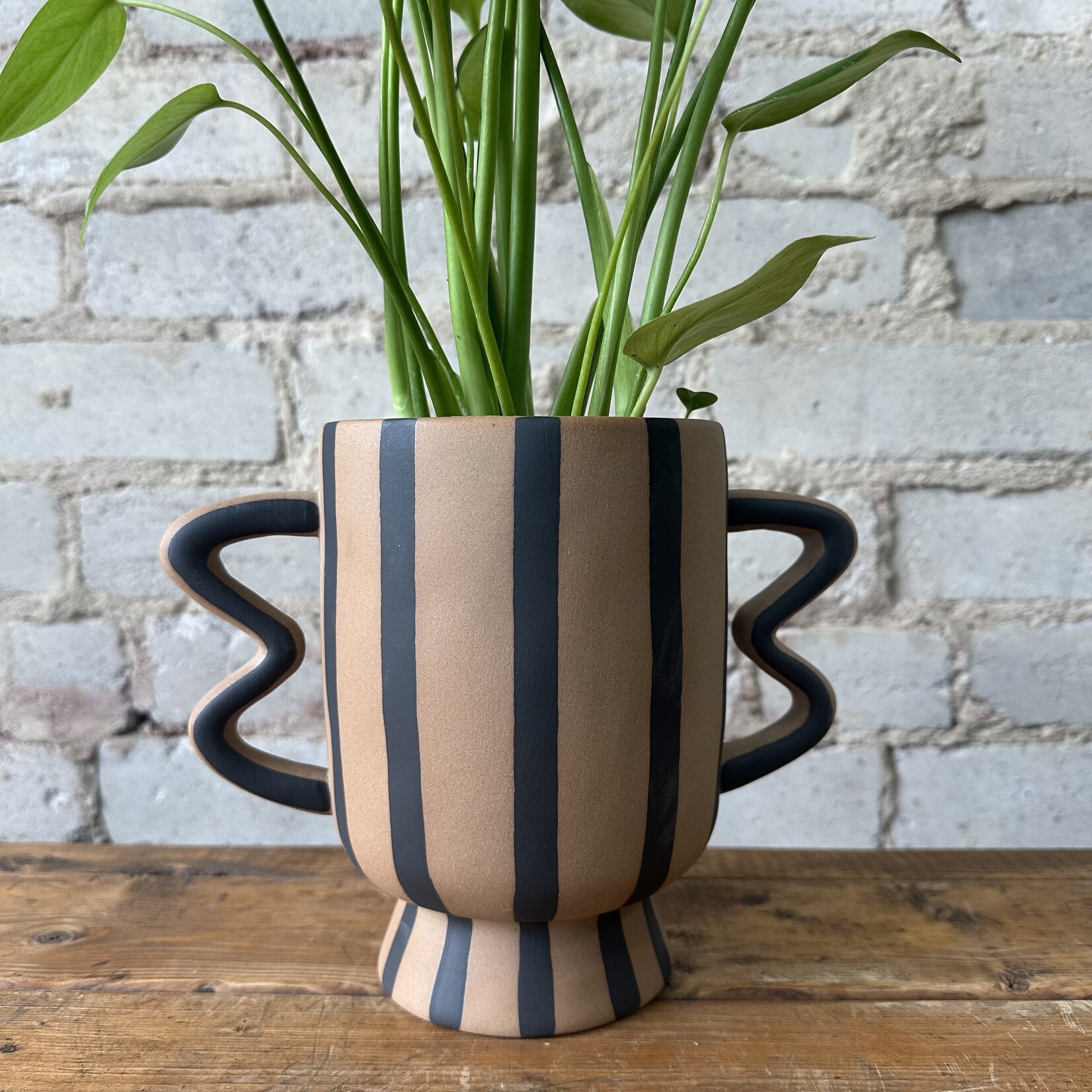 Akimbo Pot Brown (fits 4")