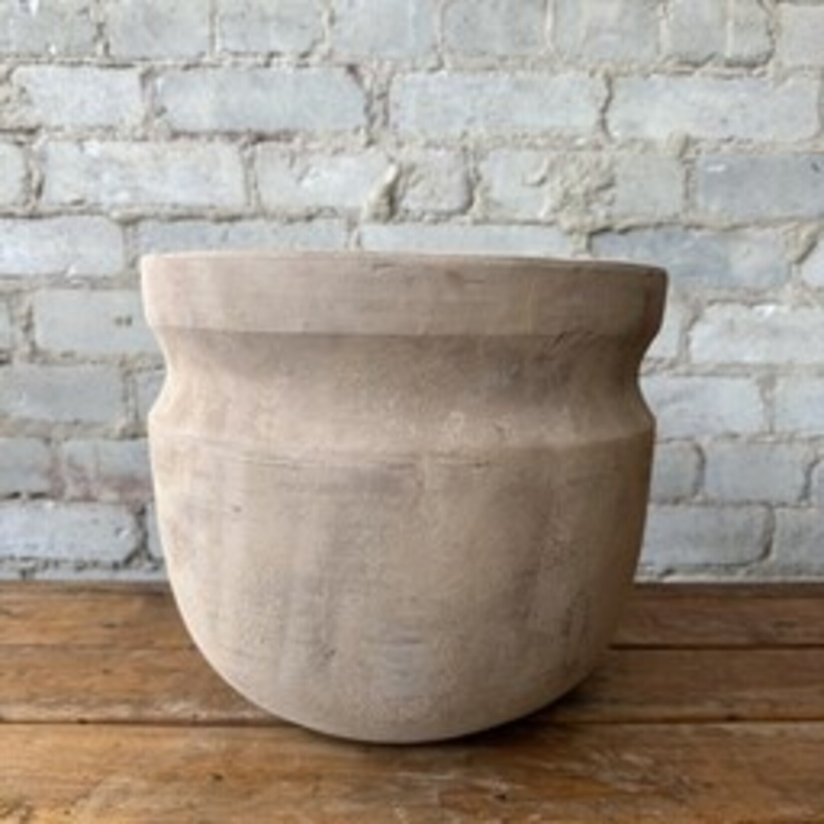 Assorted Pots Balos Clay Pot (fits 12")