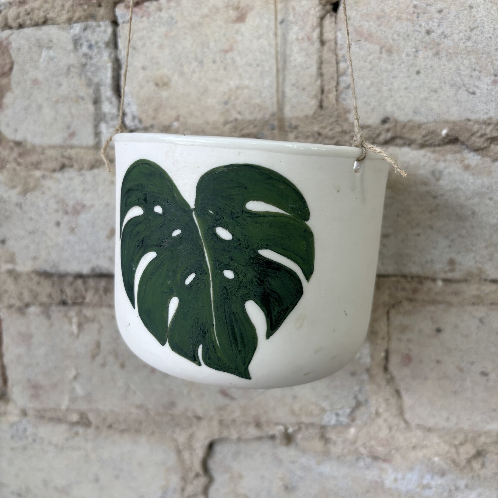 Ceramics: Eikcam Hanging Planter (Monstera)
