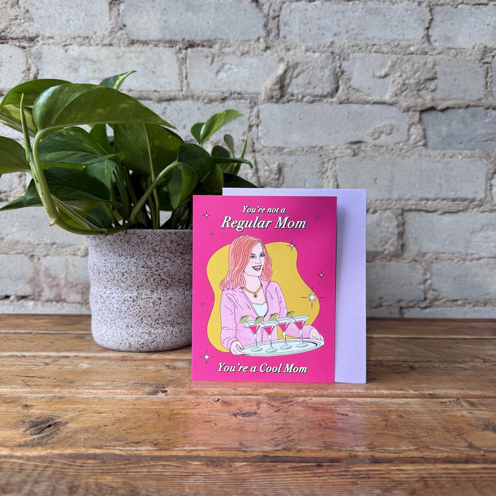 Greeting Card Cool Mom Greeting Card (Party Mountain)