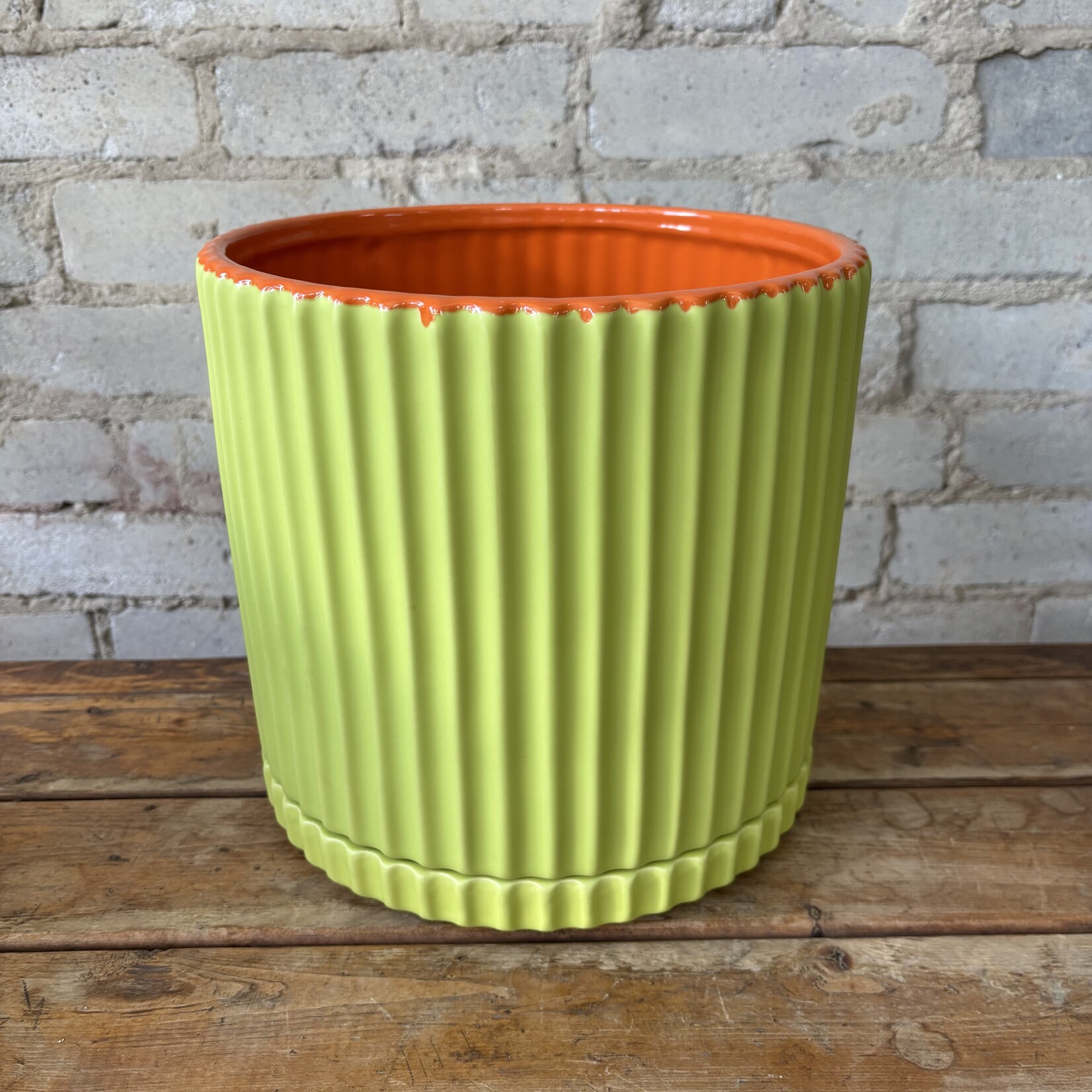 Caris Pot (fits 8") Green/Orange