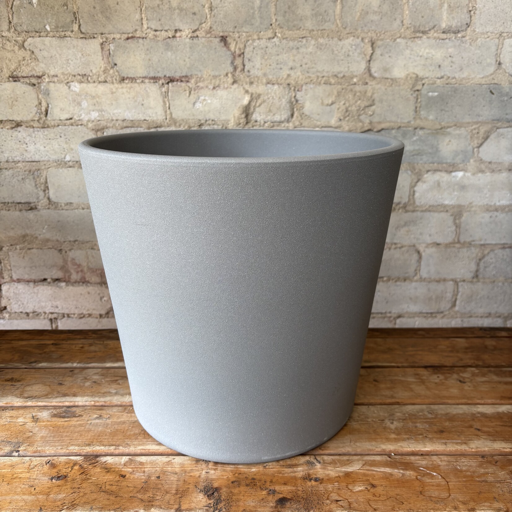 Julie Pot (fits 12") Grey